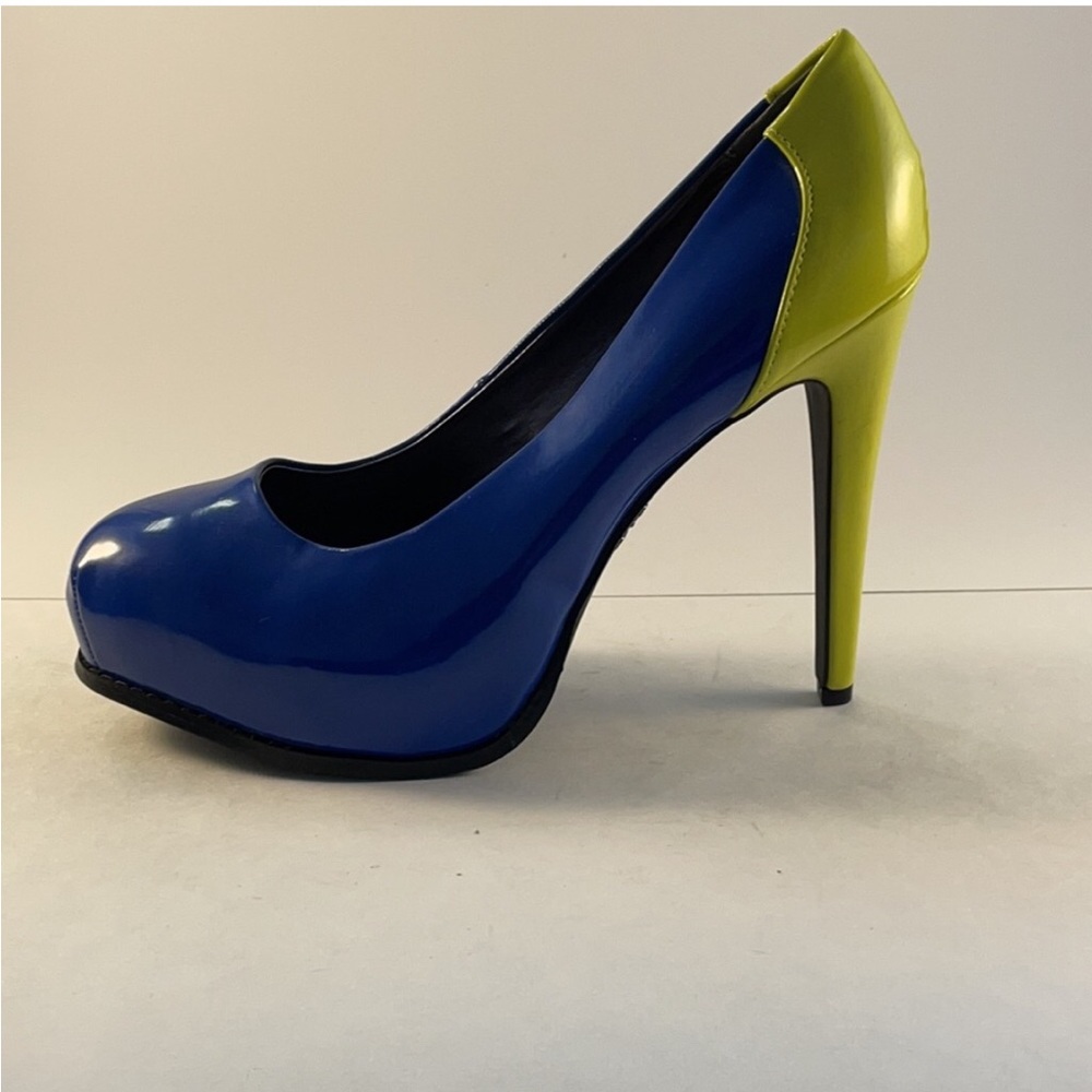 Simply Vera Vera Wang Blue And Yellow Heels Size 8.5